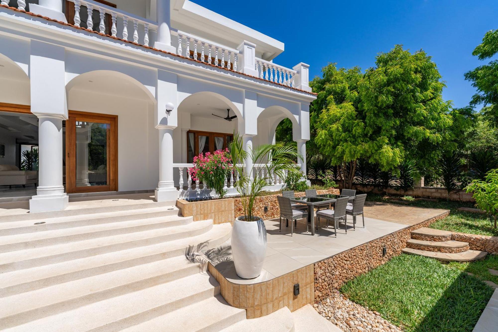 Villa Branca Diani Boutique Luxury & Personalized Service Diani Beach Exterior photo