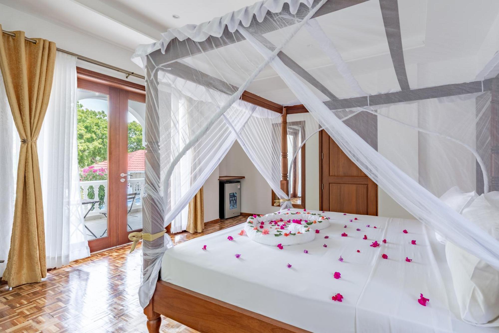 Villa Branca Diani Boutique Luxury & Personalized Service Diani Beach Exterior photo