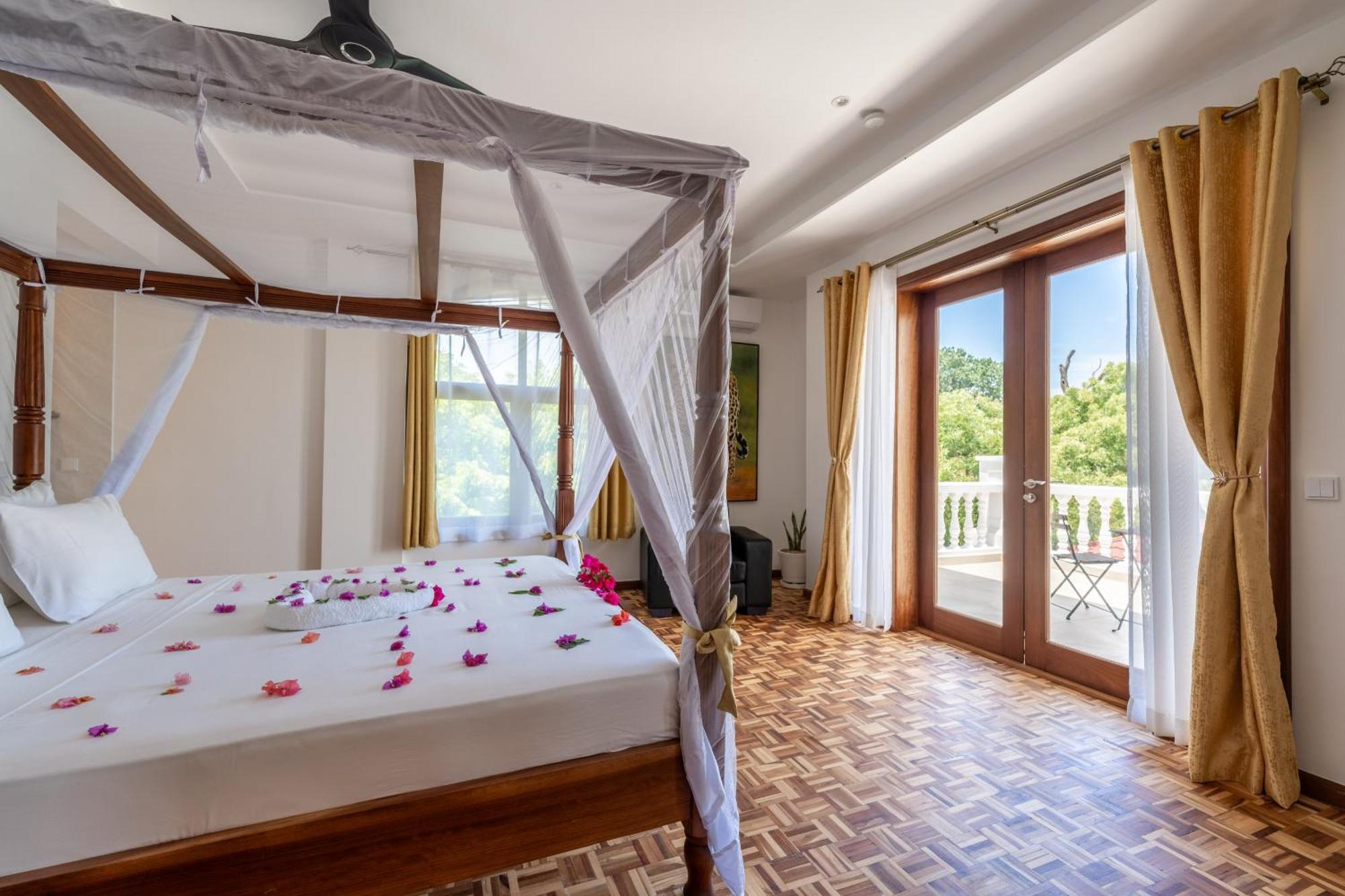Villa Branca Diani Boutique Luxury & Personalized Service Diani Beach Exterior photo